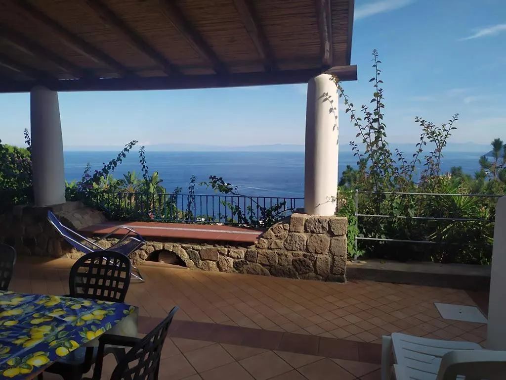 Oasi Eoliana - Appartamento Panarea Santa Margherita  İtalya