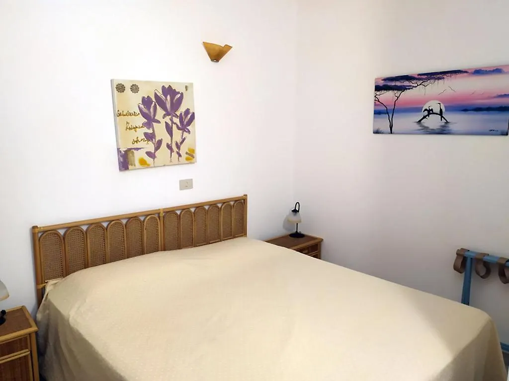 Oasi Eoliana - Appartamento Panarea Santa Margherita  İtalya
